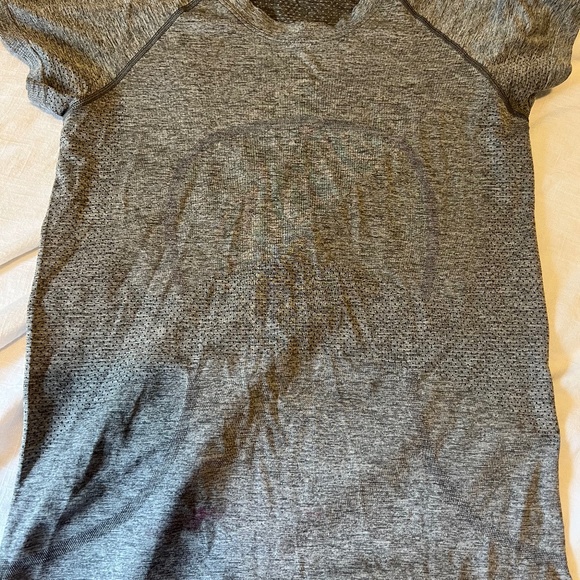 lululemon athletica Tops - Lulu lemon grey swiftly tech